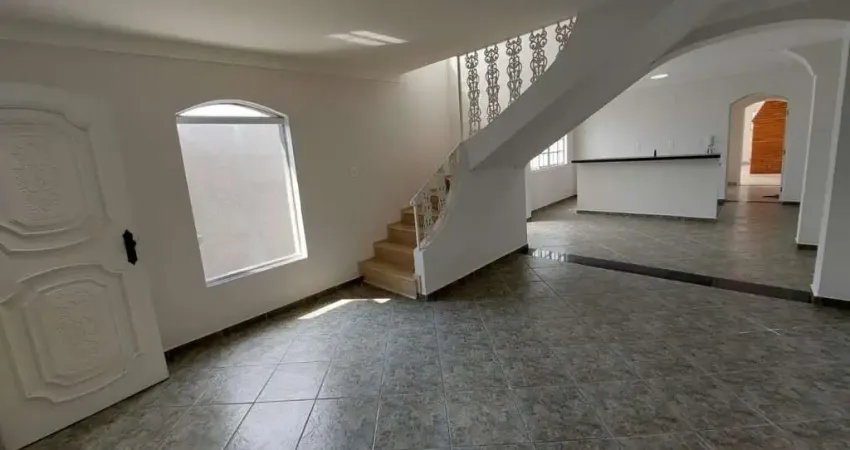 Sobrado para venda em jardim veneza de 232.00m² com 3 quartos, 3 suites e 2 garagens