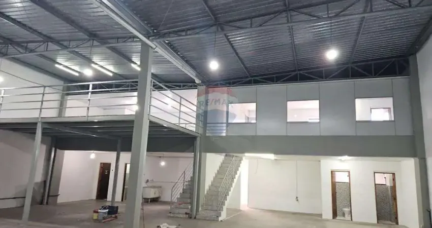 Galpão / depósito / armazém para alugar em vila santa libânia de 400.00m² com 8 garagens