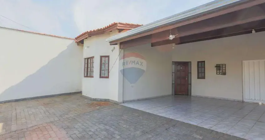 Casa para venda em vila elza de 199.00m² com 3 quartos, 1 suite e 5 garagens