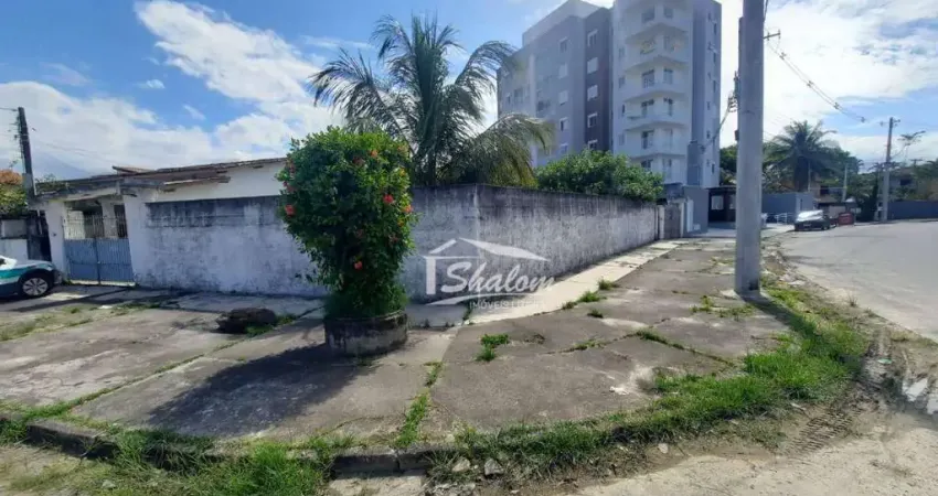 Casa comercial à venda no Jardim Brasil, Caraguatatuba