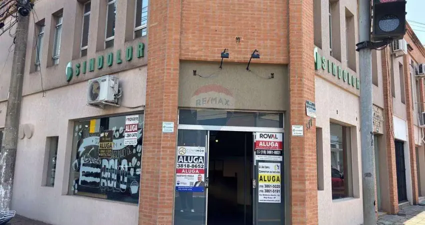 Casa comercial para alugar na Rua Chico de Paula, 377, Centro, Mogi Guaçu