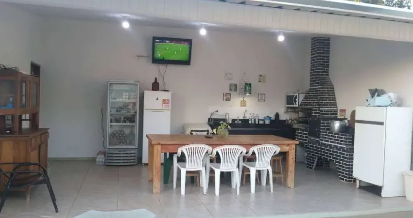 Casa para venda em santa cruz de 130.00m² com 3 quartos e 1 suite