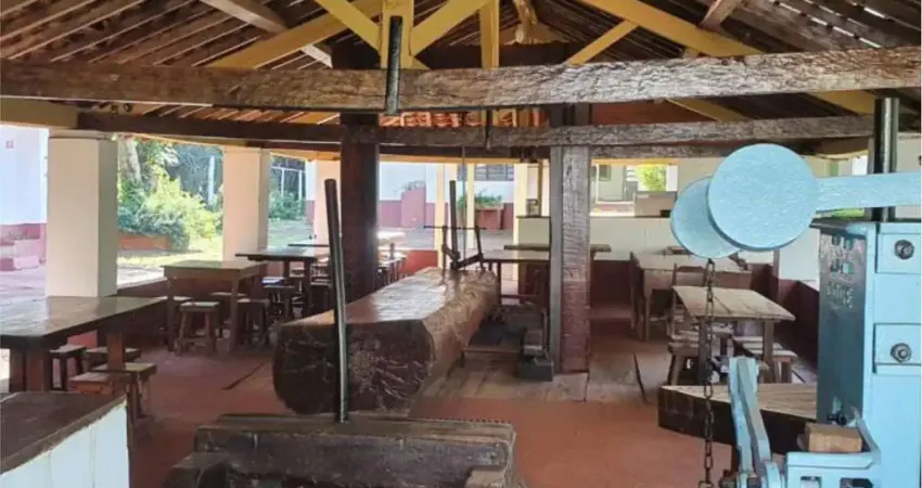 Fazenda / sítio para venda em centro de 1000.00m² com 10 quartos, 2 suites e 10 garagens