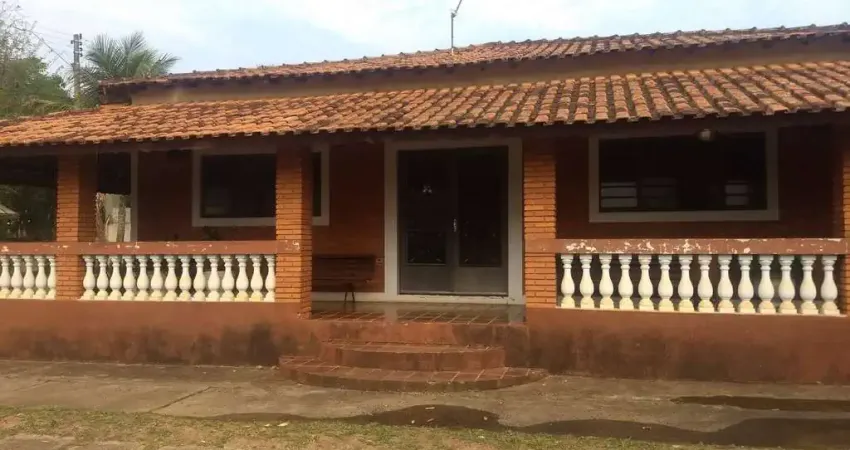 Casa para venda e aluguel em Serra Verde de 230.00m² com 2 Quartos e 1 Suite