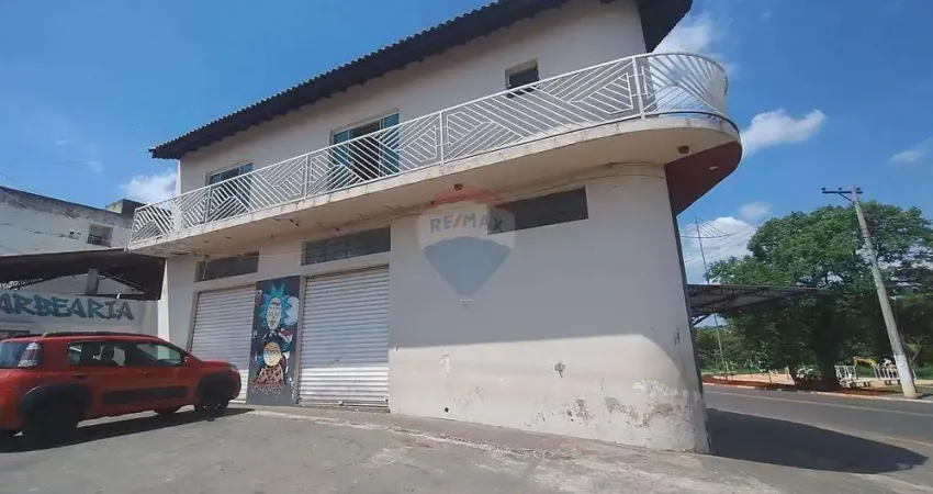 Imóvel Comercial para venda em Jardim Amanda Ii de 200.00m² com 2 Quartos e 6 Garagens