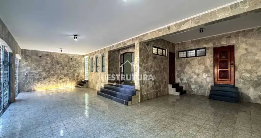 Casa para venda em Jardim América de 392.00m² com 3 Quartos, 1 Suite e 4 Garagens