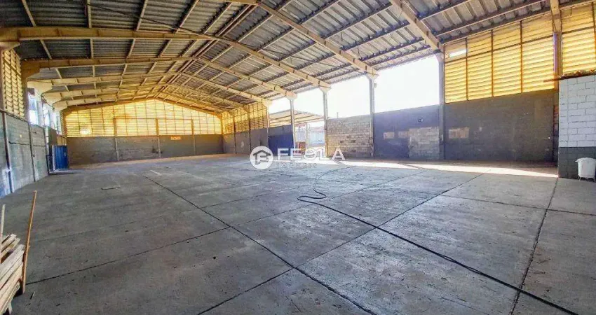 Galpão / Depósito / Armazém para alugar em Jardim Santa Eliza de 1175.00m²