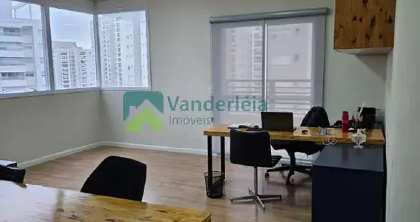 Sala comercial à venda na Avenida Hilário Pereira de Souza, 406, Centro, Osasco