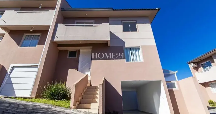 Sobrado para venda em Capão Raso de 178.00m² com 3 Quartos, 1 Suite e 3 Garagens