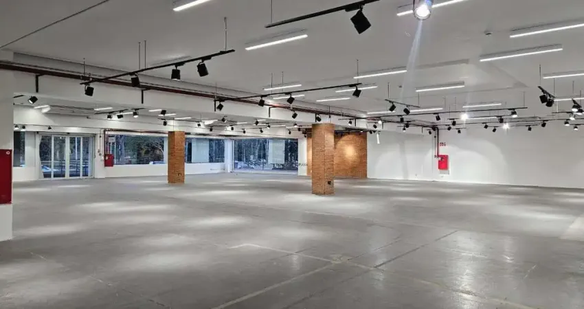 Loja para alugar em Jardim Santa Rosália de 1380.00m² com 179 Garagens