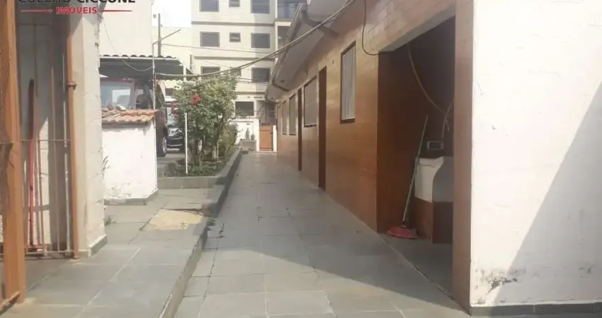 Casa para venda em Santa Maria de 112.00m² com 2 Quartos e 6 Garagens