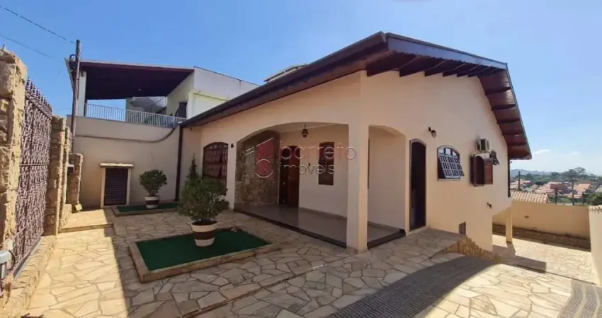 Casa para venda em Jardim Ana Luiza de 217.00m² com 3 Quartos, 1 Suite e 3 Garagens