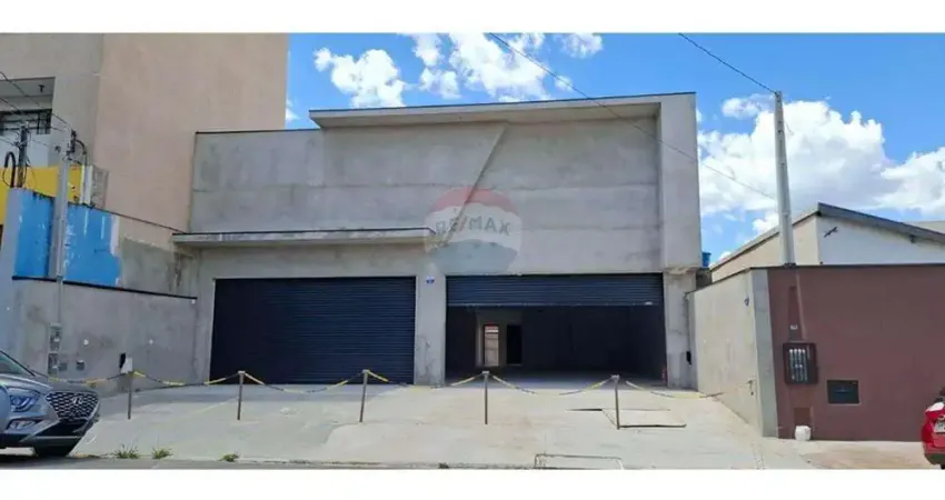 Imóvel Comercial para alugar em Vila Vianelo de 268.00m² com 10 Garagens