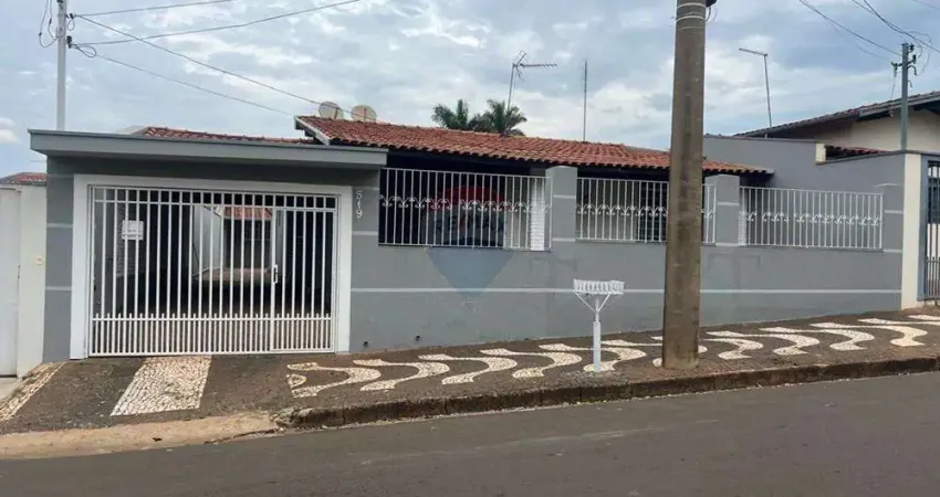 Casa para alugar em Parque Santa Cândida de 228.70m² com 3 Quartos e 4 Garagens