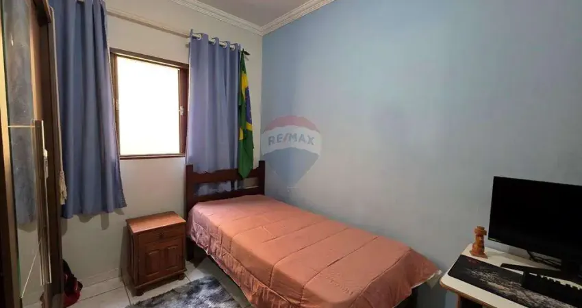 Casa para venda em Jardim Araucária de 180.00m² com 4 Quartos, 1 Suite e 2 Garagens