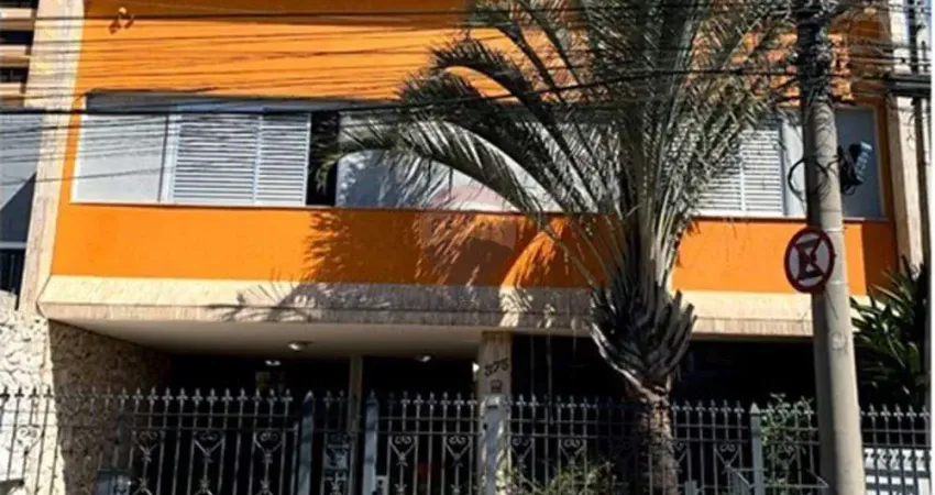 Sobrado para alugar em Centro de 258.00m² com 3 Quartos e 3 Suites