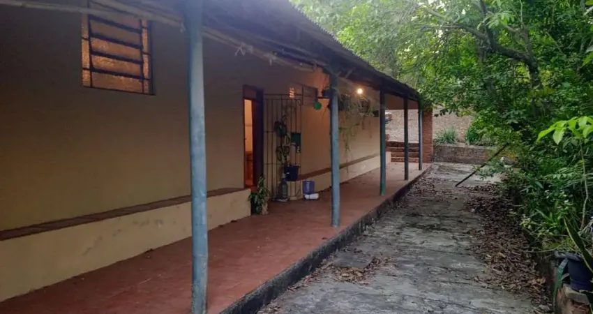 Chácara para venda em Artemis de 221.00m² com 3 Quartos, 1 Suite e 6 Garagens