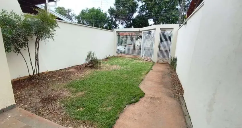 Sobrado para venda em Parque Laranjeiras de 79.00m² com 2 Quartos e 2 Garagens