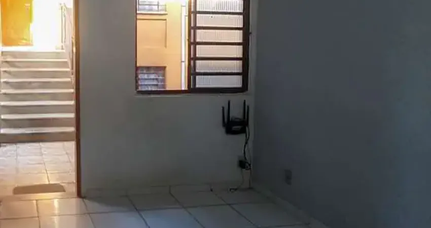 Apartamento para venda em Morada Das Vinhas de 46.00m² com 2 Quartos e 1 Garagem