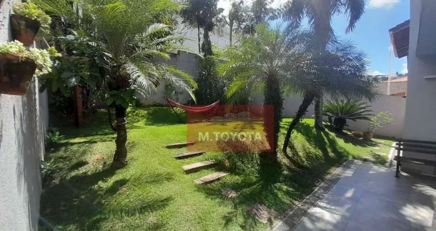 Sobrado para venda em Residencial Itatiba Country Club de 180.00m² com 3 Quartos, 1 Suite e 4 Garagens