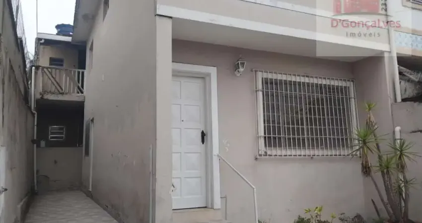 Sobrado para venda e aluguel em Centro de 137.00m² com 2 Quartos e 2 Garagens