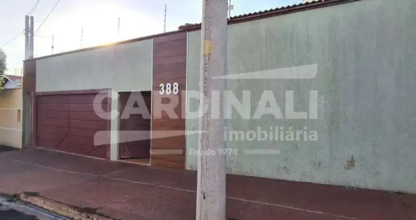 Casa para venda em Jardim Botânico de 207.00m² com 3 Quartos, 1 Suite e 3 Garagens