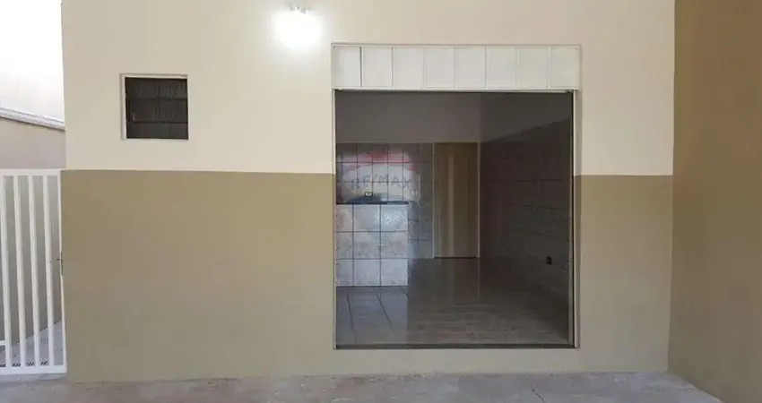 Casa para venda em Jardim Mirandola de 100.00m² com 1 Quarto e 2 Garagens