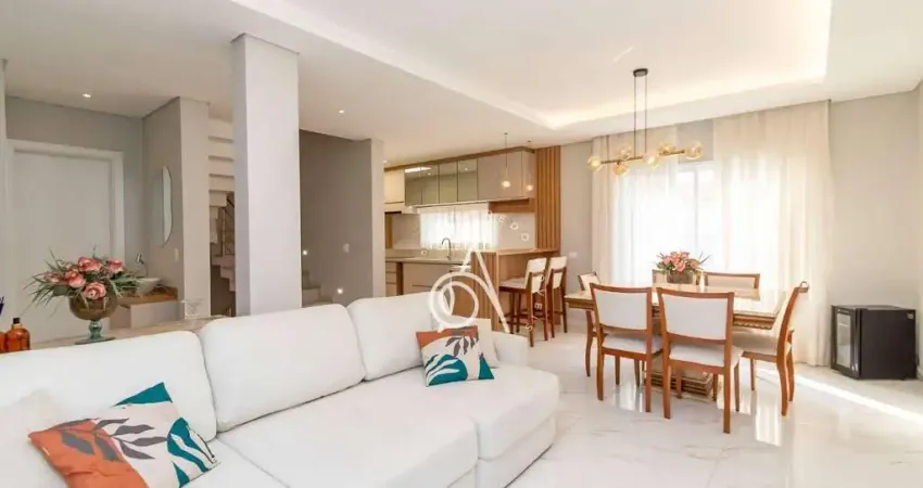 Sobrado para venda em Xaxim de 266.00m² com 3 Quartos, 2 Suites e 3 Garagens