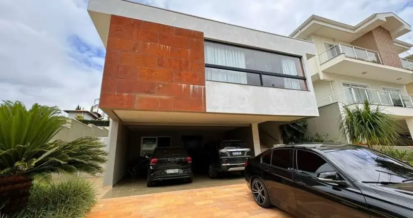 Casa de Condomínio para venda em Condomínio Reserva Colonial de 305.00m² com 4 Quartos, 4 Suites e 6 Garagens