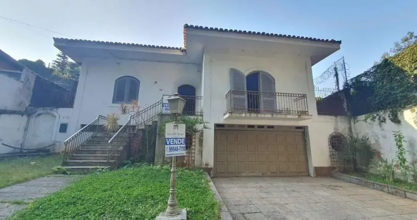 Casa para venda em Jardim Marajoara de 420.00m² com 3 Quartos, 1 Suite e 4 Garagens