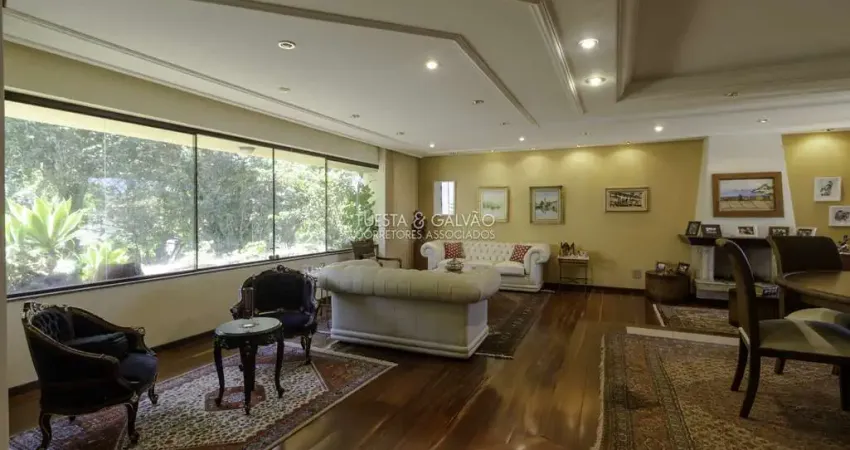 Casa para venda em Mercês de 421.00m² com 4 Quartos, 2 Suites e 6 Garagens