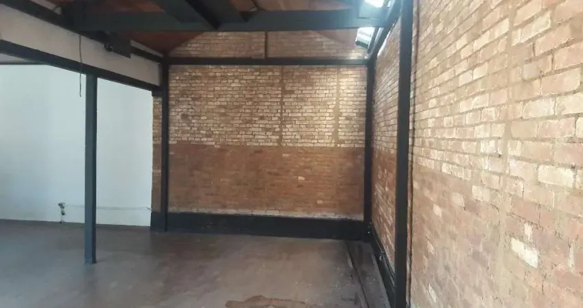 Casa para venda em Vila Guilhermina de 68.00m² com 2 Quartos e 2 Garagens