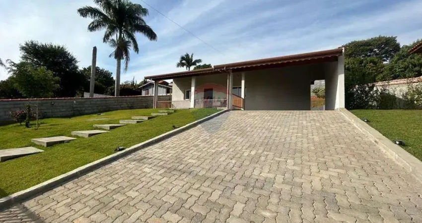 Casa de Condomínio para venda em Parque São Gabriel de 186.00m² com 3 Quartos, 3 Suites e 6 Garagens