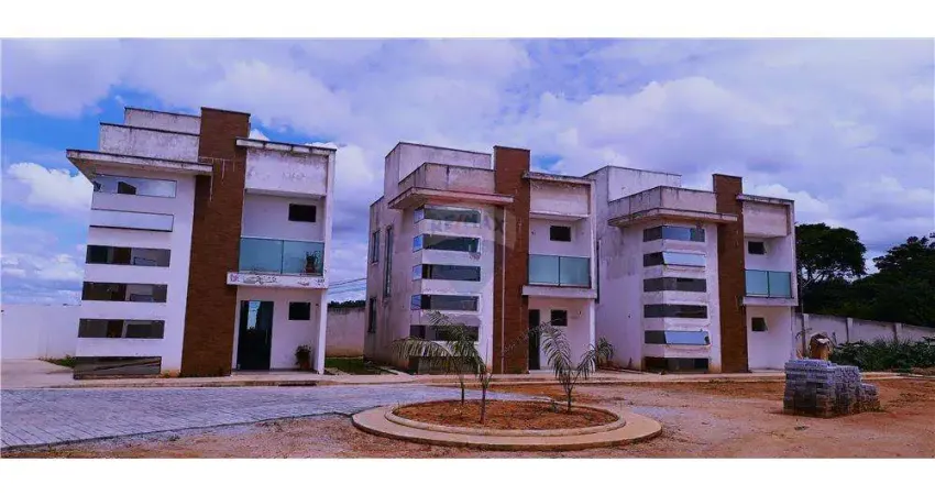 Casa de Condomínio para venda em Nossa Senhora Do Carmo de 130.00m² com 3 Quartos, 1 Suite e 2 Garagens