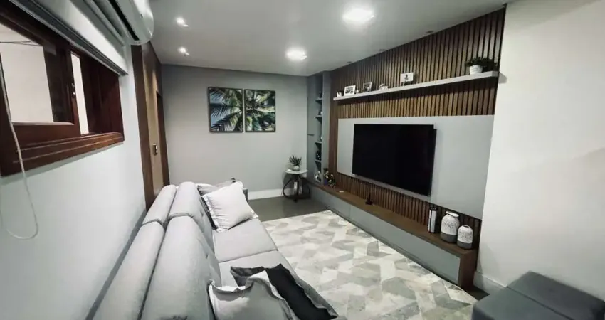 Apartamento para venda em Centro de 94.00m² com 2 Quartos, 1 Suite e 2 Garagens