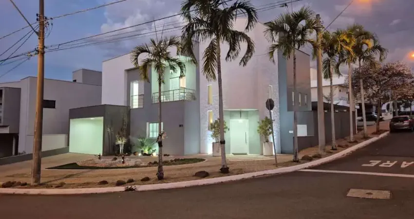Casa de Condomínio para venda em Morato de 270.00m² com 4 Quartos, 4 Suites e 6 Garagens