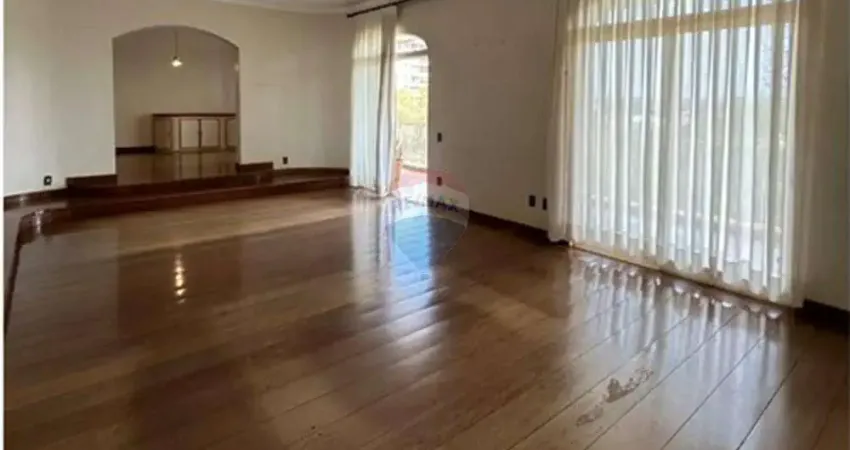 Apartamento para venda em Centro de 314.00m² com 4 Quartos, 2 Suites e 4 Garagens