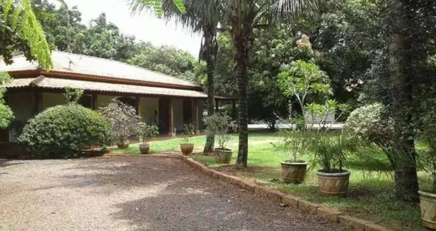 Fazenda / Sítio para venda em Conceição de 560.00m² com 1 Quarto, 2 Suites e 5 Garagens