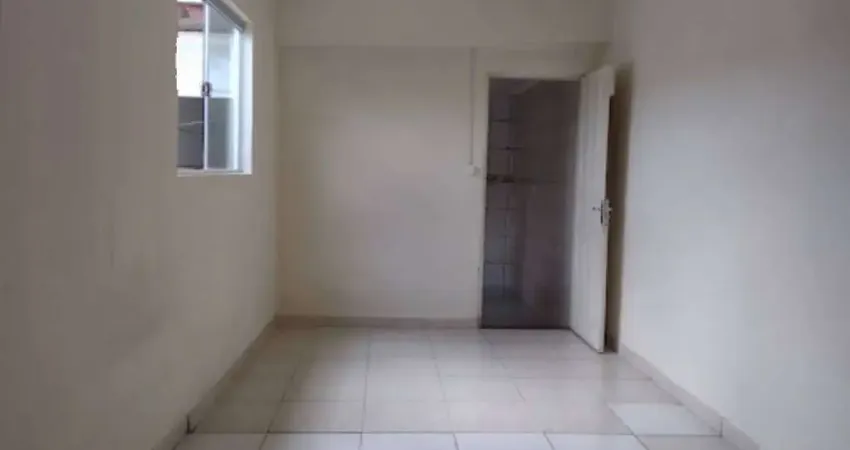 Casa para venda em Vila Cristina de 209.00m² com 3 Quartos, 1 Suite e 2 Garagens