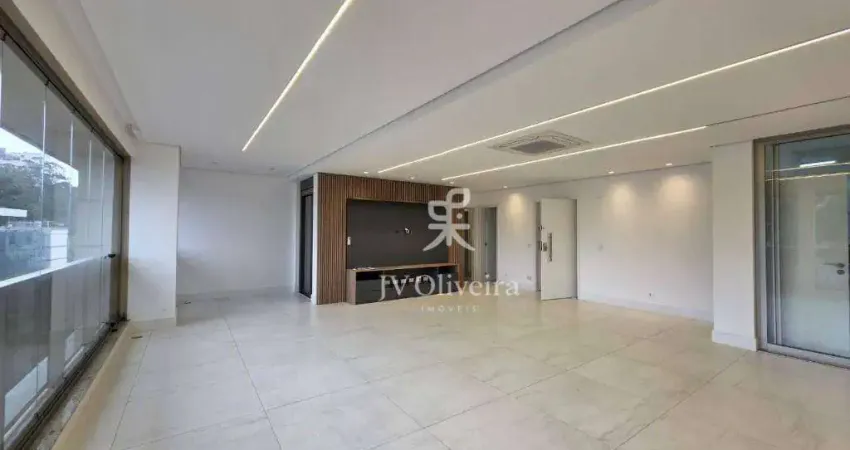 Apartamento para alugar em Real Parque de 186.00m² com 4 Quartos, 4 Suites e 2 Garagens