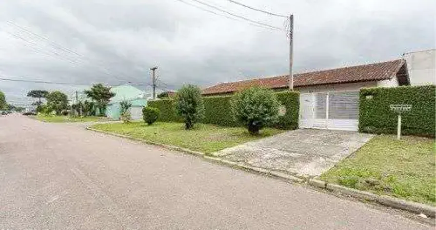 Casa para venda em Boqueirão de 260.00m² com 5 Quartos e 8 Garagens