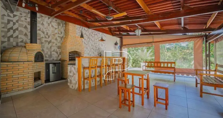 Casa para venda em Vila Santo Antônio de 419.00m² com 3 Quartos, 2 Suites e 10 Garagens