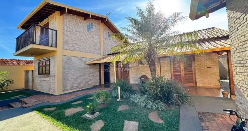 Casa para venda em Vila Xavier (vila Xavier) de 293.00m² com 3 Quartos, 1 Suite e 4 Garagens