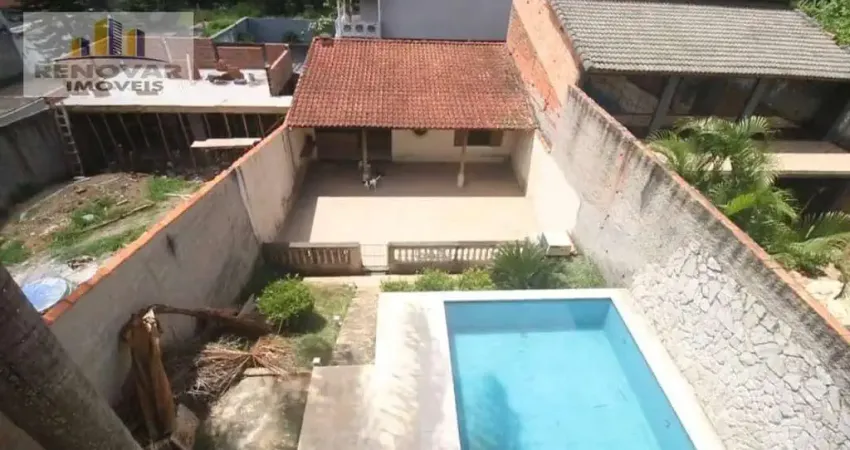 Sobrado para venda em Jardim Fonte Áurea de 356.00m² com 4 Quartos, 1 Suite e 4 Garagens