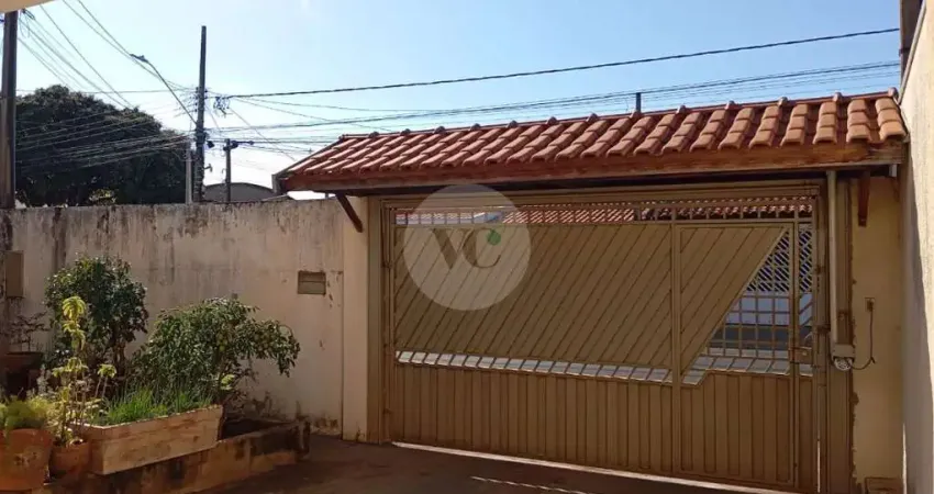 Casa para venda em Parque Industrial de 170.00m² com 3 Quartos, 1 Suite e 2 Garagens