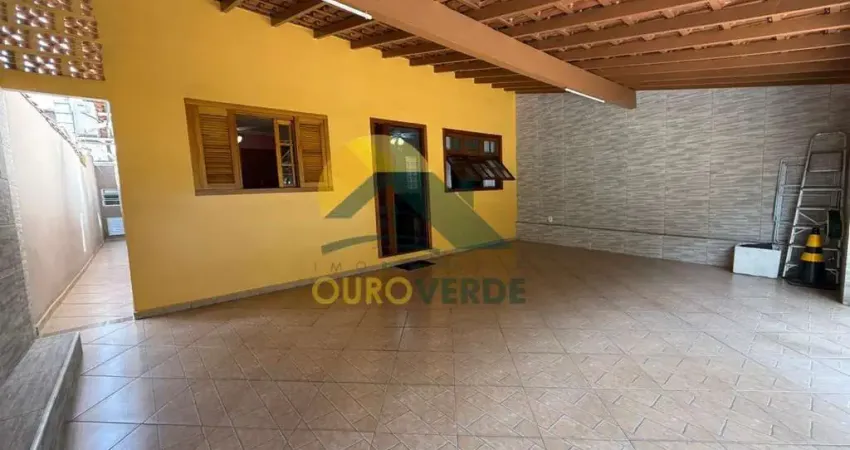 Casa para venda em Dic Vi (conjunto Habitacional Santo Dias Silva) de 160.00m² com 3 Quartos, 1 Suite e 3 Garagens
