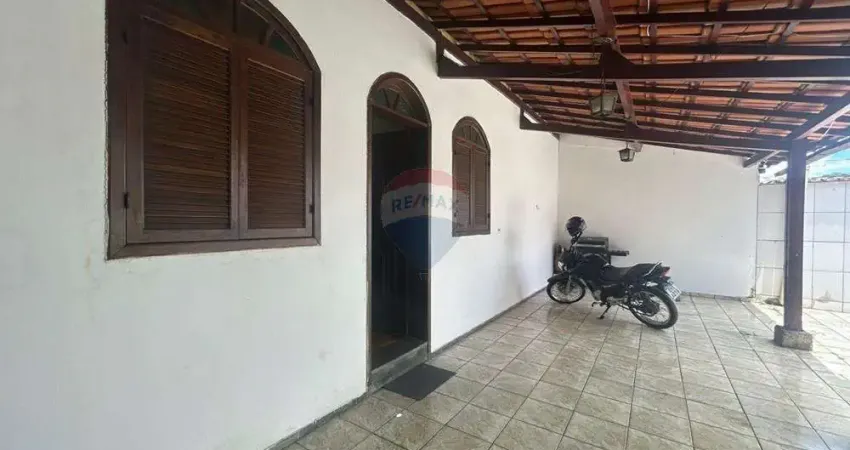 Casa para venda em Santa Maria de 482.00m² com 3 Quartos, 1 Suite e 2 Garagens