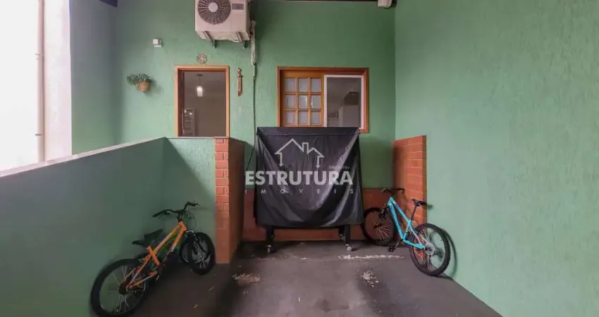 Casa de Condomínio para venda em Parque Universitário de 180.00m² com 3 Quartos, 1 Suite e 2 Garagens