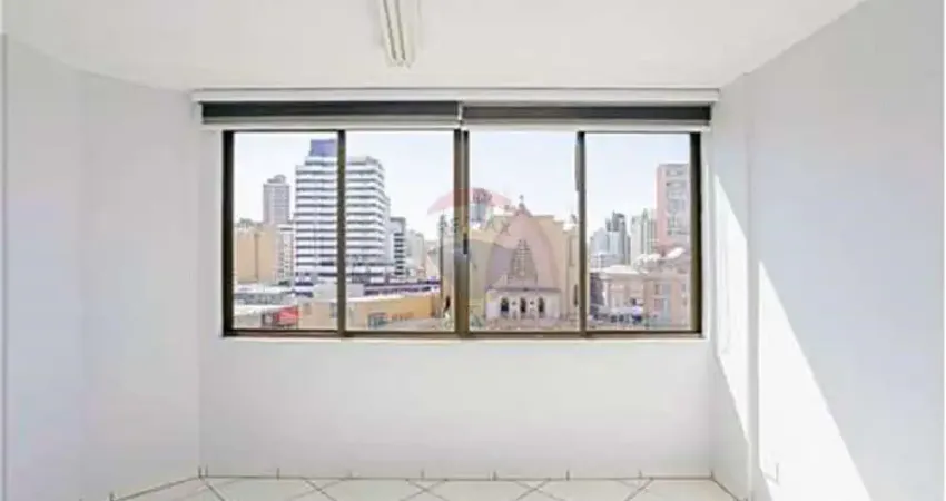 Sala comercial para alugar na Rua João Negrão, 380, Centro, Curitiba