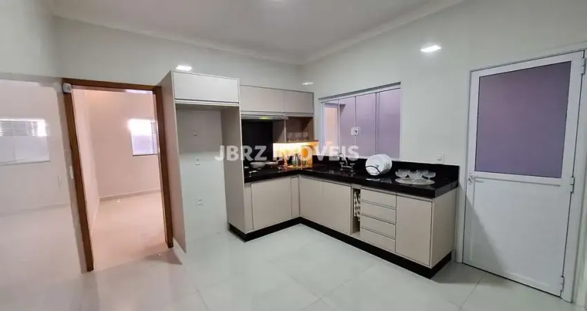 Casa para venda em Centro de 114.00m² com 3 Quartos, 1 Suite e 2 Garagens